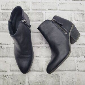 Frye Judith Black Leather Ankle Zip Heeled Booties Size 7